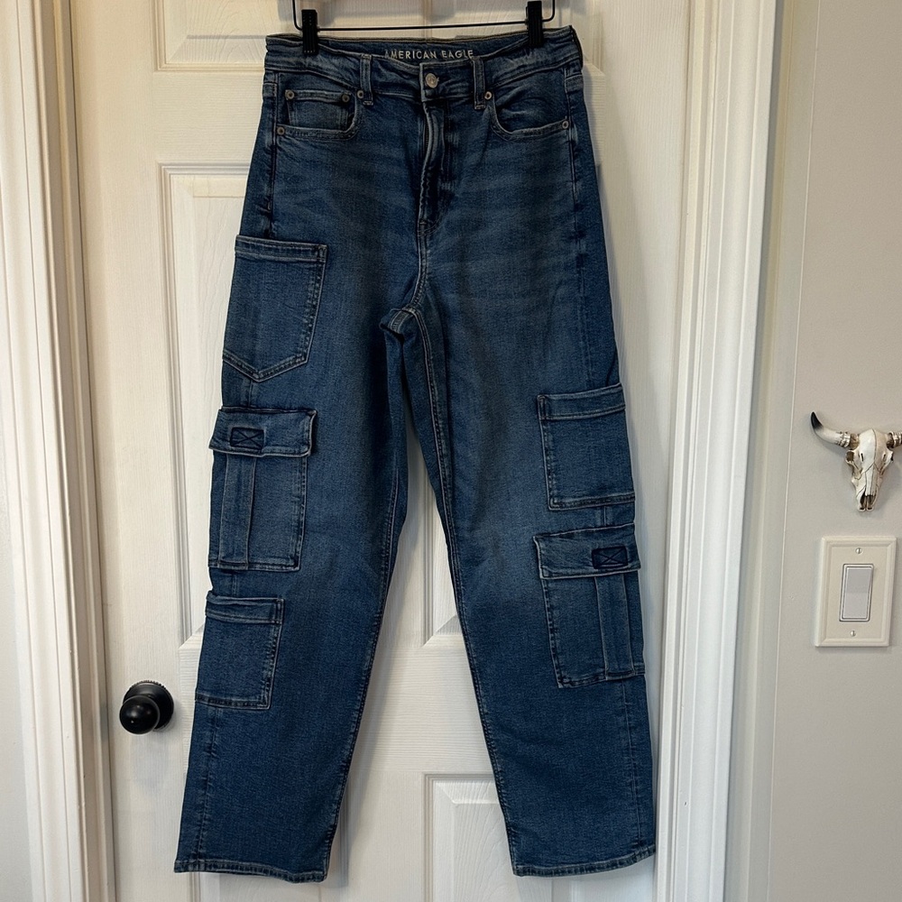 American Eagle Outfitters Dark Indigo Straight Leg Cargo stretch Jeans size 8